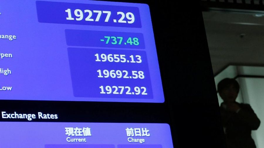 Bursa Jepang dibuka melemah tipis, Selasa (18/6/2019), karena para investor memilih bermain aman sembari menantikan hasil pertemuan The Fed.