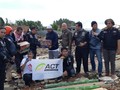 Loyalis Royal Enfield Beri Bantuan ke Banten dan Lampung