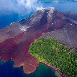 Waspada! Hari Ini Gunung Anak Krakatau Sudah Erupsi 5x