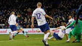 Fernando Llorente menambah skor bagi Tottenham setelah sontekannya membobol gawang Tranmere pada menit ke-48. Llorente mencetak gol usai memanfaatkan assist Son Heung-min. (Action Images via Reuters/Carl Recine)