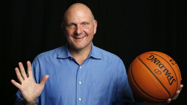 Steve Ballmer Los Angeles Clippers owner Steve Ballmer poses for a portrait in Culver City, Los Angeles, California September 24, 2014. REUTERS/Lucy Nicholson