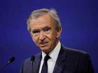Bernard Arnault Tajir dari Louis Vuitton, Kenzo, Bulgari Dkk