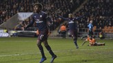 Arsenal juga berhasil meraup kemenangan dari lawannya di putaran ketiga Piala FA. Skuat arahan Unai Emery sukses menaklukkan Blackpool 3-0. (REUTERS/Peter Powell)