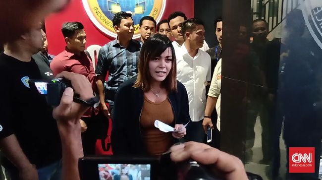 Serupa Vanessa Angel, Avriellia pun Minta Maaf ke Publik