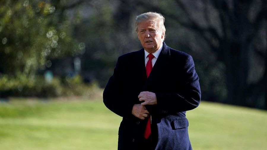 Donald Trump mengatakan pembicaraan dagang dengan China berjalan sangat baik.