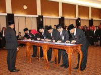 Perry Warjiyo Lantik 8 Pejabat, Dwityapoetra ke BI New York