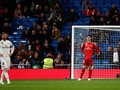 Tampil Terpuruk, Penonton Laga Kandang Madrid Terus Jeblok