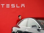 Elon Musk: Pabrik Tesla Rugi Miliaran Bagai Tungku Bakar Duit