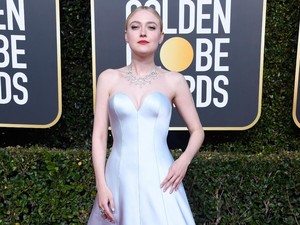 Dakota Fanning Ungkap Hal Aneh saat Jadi Bintang Cilik di Hollywood