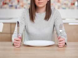 Sudah Makan Sehat Tapi Masih Lapar? Ini 5 Pemicunya Sudah Makan Sehat Tapi Masih Lapar? Ini 5 Pemicunya