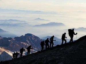 Pendaki Ilegal Alami Hipotermia Usai Terobos Puncak Batu Tulis Malang