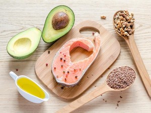 Perbedaan Omega 3, 6, dan 9: Manfaat dan Contoh Makanan