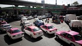 Kalangan industri, seperti otomotif khawatir akan sangat terpukul karena krisis BBM di Meksiko. (REUTERS/Daniel Becerril)
