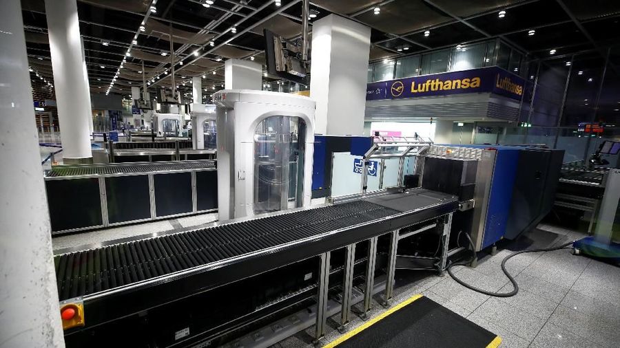 Serikat pekerja menuntut kenaikan gaji hingga 20 euro atau sekitar Rp 324.000 per jam