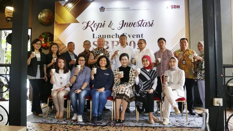 Instrumen investasi tersebut mulai dipasarkan pada 10 Januari hingga 24 Januari dengan total jumlah target penebitan Rp 5 triliun dan indikatif Rp 2 triliun.