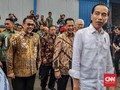 Blusukan ke Pasar, Jokowi Sebut Harga Beras Stabil
