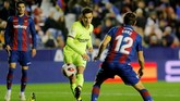 Barcelona menghadapi Levante pada laga leg pertama babak 16 besar Copa del Rey. Philippe Coutinho dipercaya turun sebagai penyerang sayap di laga ini. (REUTERS/Heino Kalis)