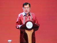 JK: Bunga Kredit Pengusaha Besar Murah, Ini Pengkhianatan!