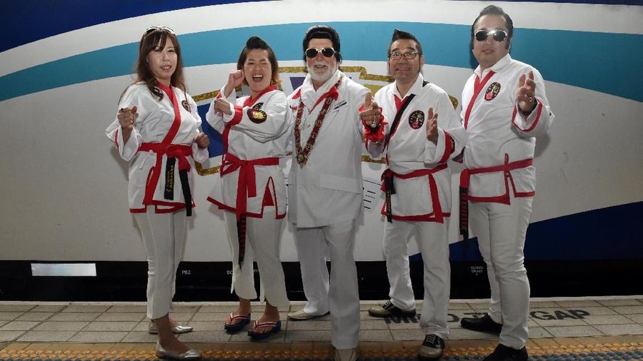 Kereta Elvis Express dan kereta Blue Suede Express akan menuju ke Parkes untuk Festival Elvis tahunan.