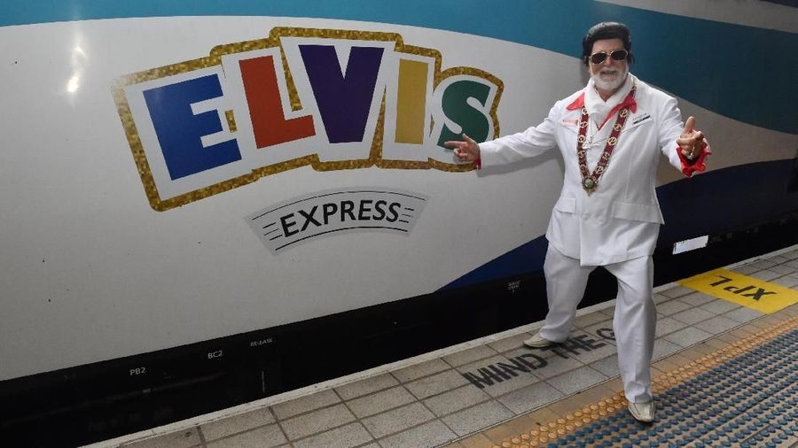 Kereta Elvis Express dan kereta Blue Suede Express akan menuju ke Parkes untuk Festival Elvis tahunan.