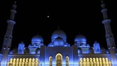 Biaya proyek pembangunan masjid ini menelan biaya Rp9,5 triliun (2,5 dirham Uni Emirat Arab). Pembangunannya melibatkan 38 perusahaan konstruksi dan 3.500 pekerja. (Andrew Caballero-Reynolds/Pool via Reuters)