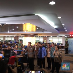 Bahlil Targetkan EoDB RI Peringkat 50, Jokowi: Enak Aja!