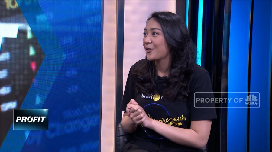 Memiliki nama besar sang Ayah, seorang Putri Tanjung tak merasa terbebani.
