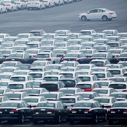 Otomotif China di Ambang Malapetaka, Produsen