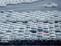 Otomotif China di Ambang Malapetaka, Produsen 