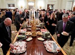 Pemerintahan AS Tutup, Trump Terpaksa Suguhkan Junk Food