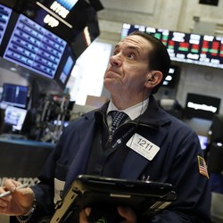 Usai Aksi Cetak Rekor Awal Pekan, Dow Futures Tertekan
