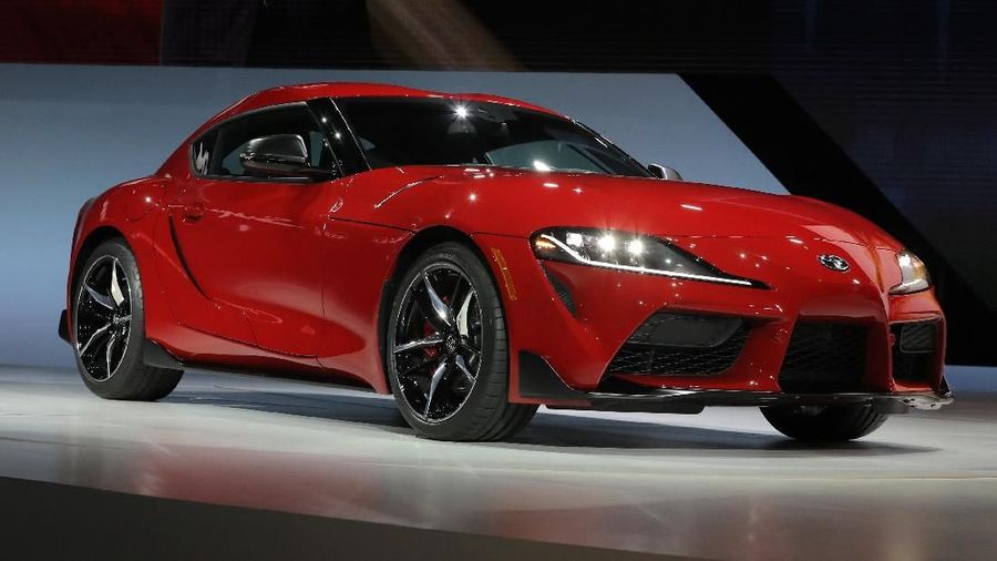Toyota merilis Supra generasi kelima yang menandai kembalinya mobil yang vakum produksi sejak 2002 itu.