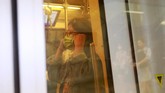 Pemerintah Bangkok menyalahkan emisi mesin diesel menjadi faktor polusi paling besar, di samping pembakaran sampah dan sisa tanaman. (REUTERS/Soe Zeya Tun)