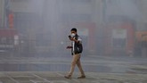 Kandungan kabut di Bangkok mencapai tingkat 2,5 PPM, menjadikannya berada di peringkat kesepuluh kota paling berpolusi di dunia. (REUTERS/Soe Zeya Tun)