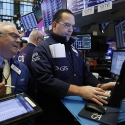 Jelang Nego Dagang AS-China, Wall Street Ditutup Mixed