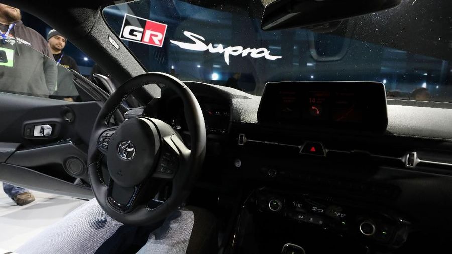Toyota merilis Supra generasi kelima yang menandai kembalinya mobil yang vakum produksi sejak 2002 itu.