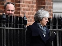 Perjanjian Brexit Ditolak, PM Inggris Dipaksa Lengser