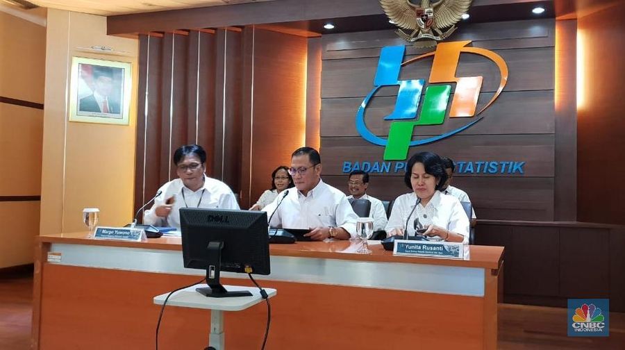 BPS melaporkan neraca perdagangan pada Desember 2018.