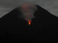 Gunung Merapi Dua Kali Gugurkan Lava ke Arah Kali Gendol