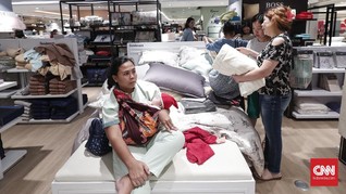 FOTO: Mengintip Diskon Central Neo Soho Sebelum Tutup Lapak