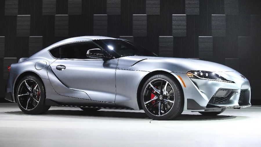 Toyota merilis Supra generasi kelima yang menandai kembalinya mobil yang vakum produksi sejak 2002 itu.