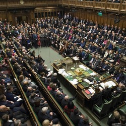 Begini Panasnya Parlemen Inggris saat Kandaskan Usulan Brexit