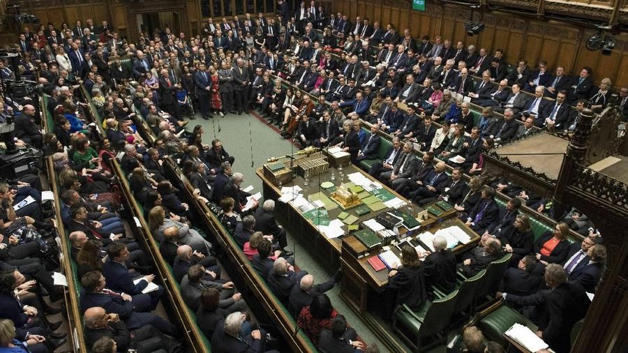 Perdana Menteri Inggris Theresa May mengalami kekalahan telak dalam pemungutan suara yang menentukan nasib perjanjian Brexit