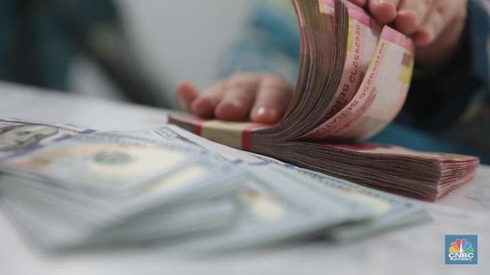 mata uang dolar rupiah