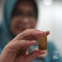 Pasar Saham Babak Belur, Harga Emas Antam Naik