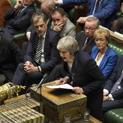 Sudah Injury Time, PM Inggris Akan Minta UE Tunda Brexit