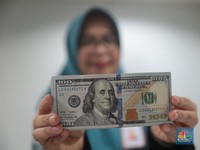 Pukul 15:00 WIB: Dolar AS Balik ke Level Rp 13.900