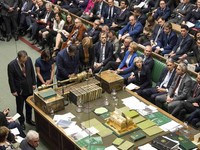 Brexit Ditolak (Lagi), Bursa Saham Inggris Malah Menguat