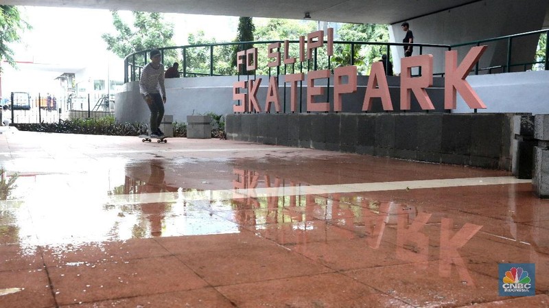 Pemprov DKI berencana akan menata seluruh kolong jembatan layang di Jakarta menjadi ruang publik.