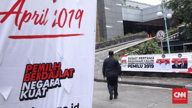 Jelang Debat Capres, Pendukung Paslon Mulai Padati Lokasi